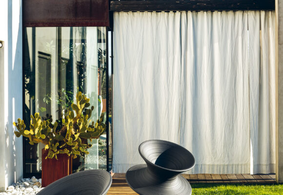 Magis_spun_ambient_mono_SD660_anthracite_outdoor_01