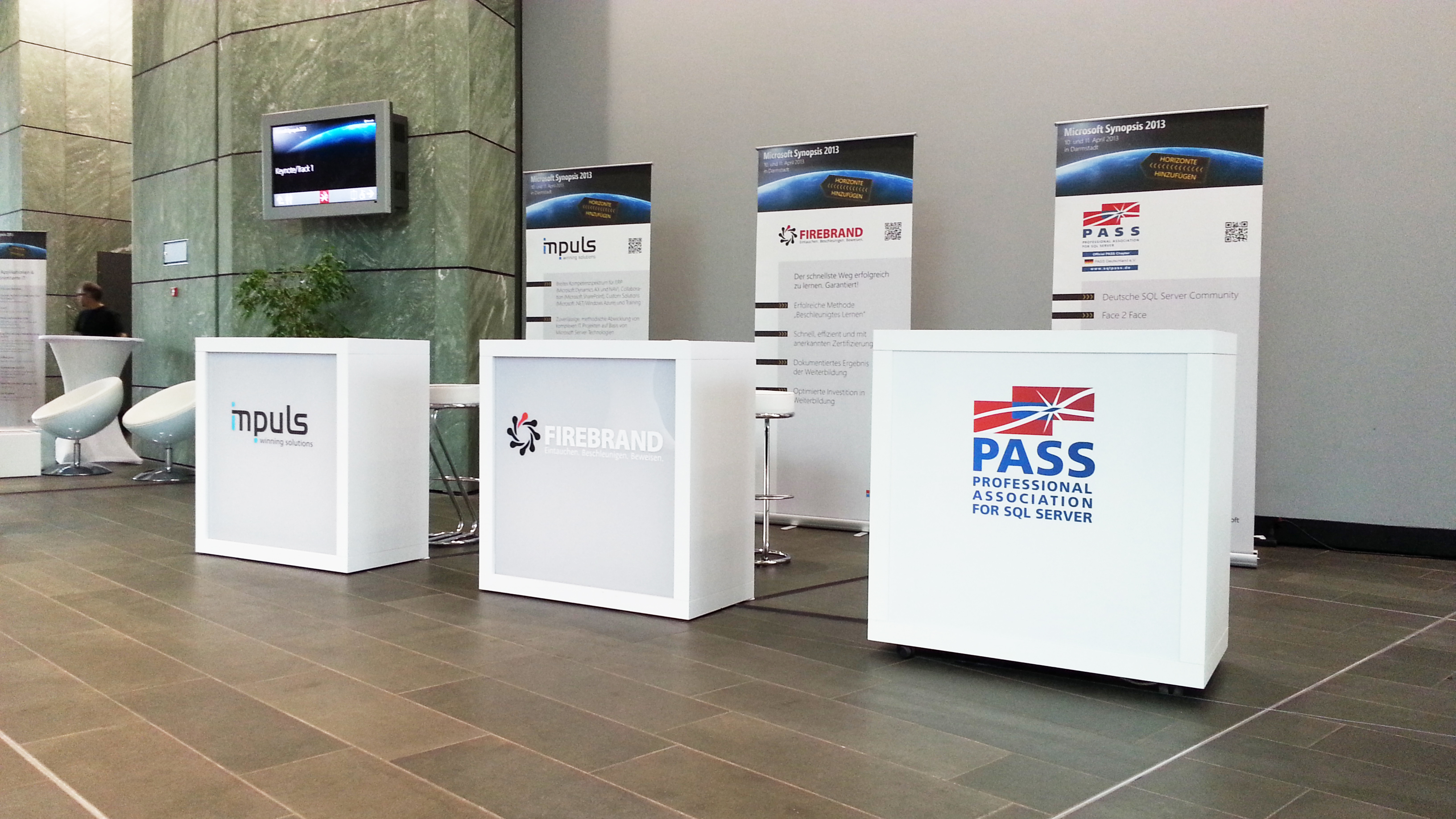 Folierung LED Counter WHISTLER weiß – Bild 2